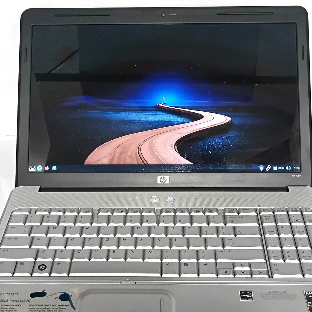 HP G60-120US Notebook AMD Turion X2 NVidia 3GB Ram 244GB HDD MXLinux NO CHARGER